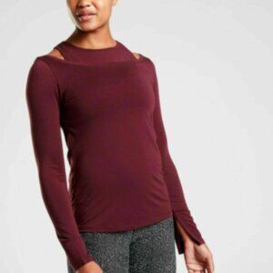 Athleta Essence Groove Top in Antique Burgundy Size Medium